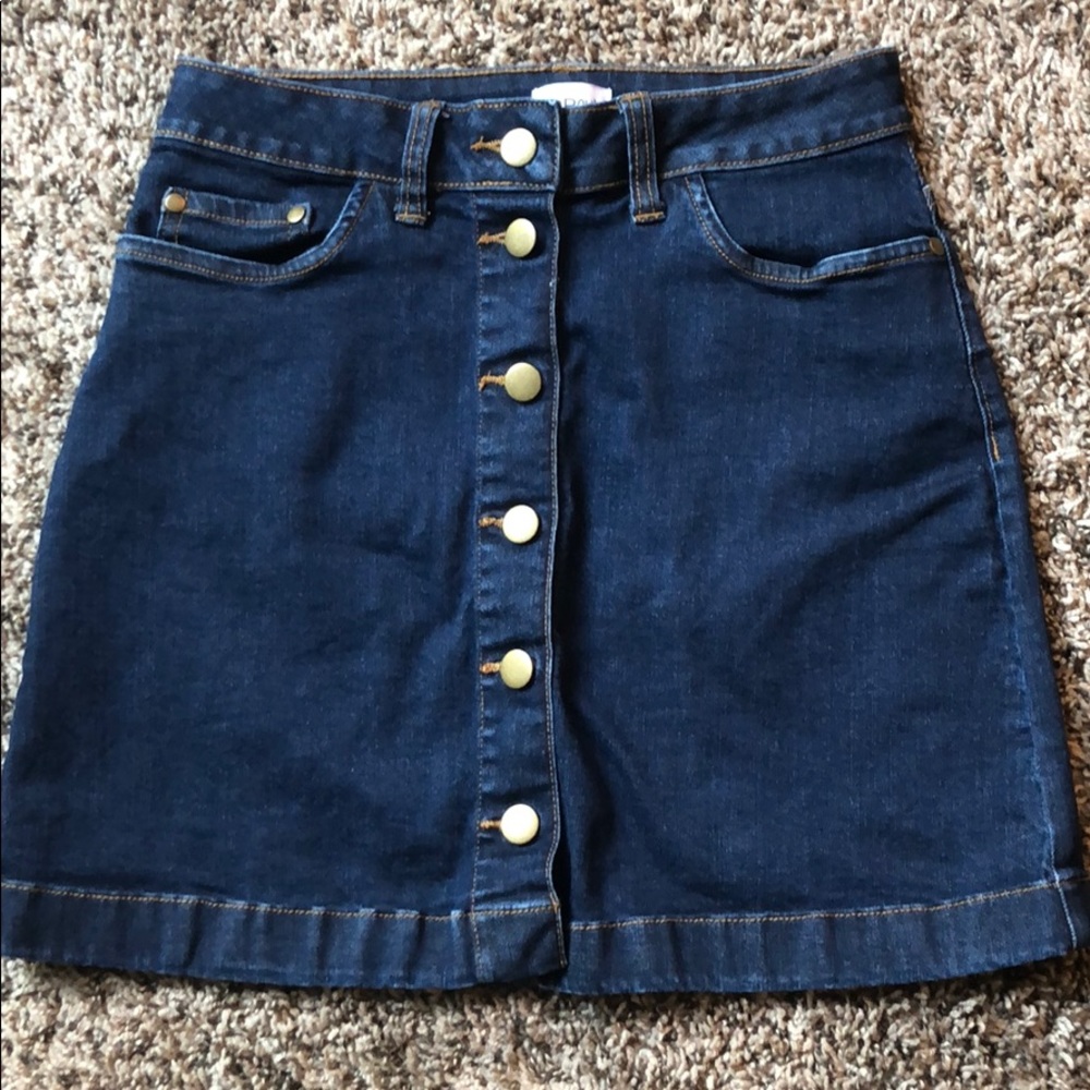 Denim skirt
